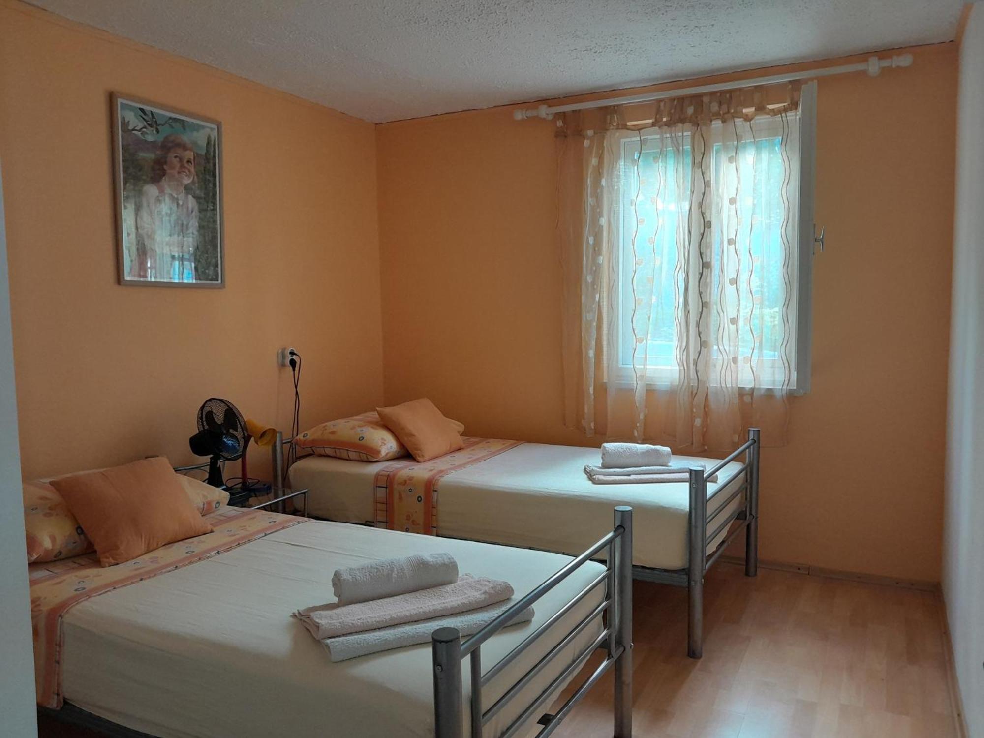 Apartments With A Parking Space Postira, Brac - 2911 客房 照片
